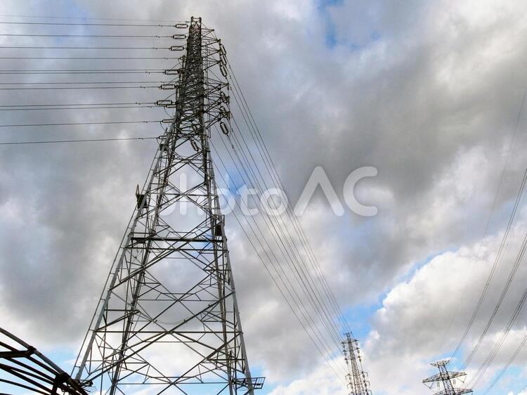 鉄塔がある風景 鉄塔,送電線,電線の写真素材