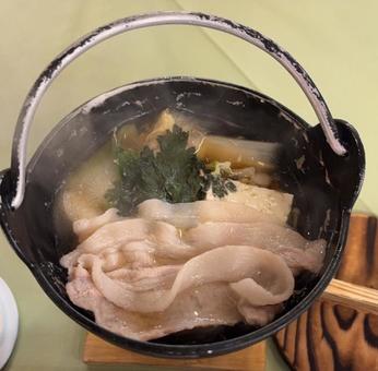 R7.04.18 豚肉鍋 2 R7.04.18 豚肉鍋 2の写真