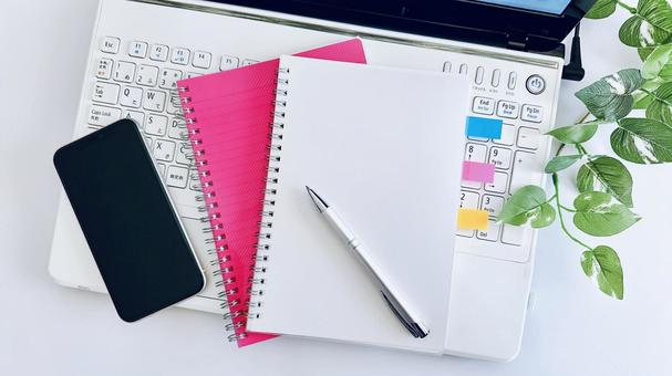 ビジネスイメージ デスクワーク 筆記用具 ビジネスイメージ デスクワーク 筆記用具 ビジネスイメージ,デスクワーク,オフィスワークの写真素材