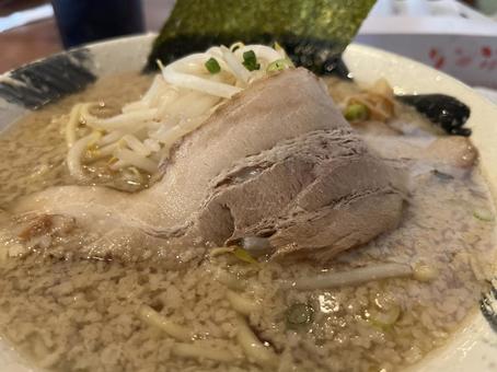 ラーメン ラーメン ラーメン,醤油ラーメン,背脂醤油の写真素材