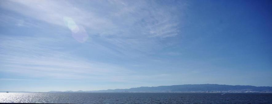 六甲山と海 六甲山と海 海洋,六甲山,大空の写真素材