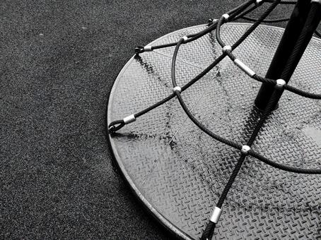 雨の公園の写真