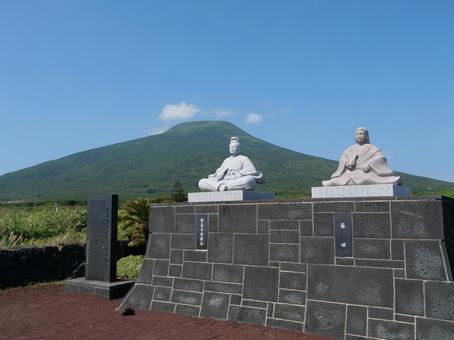 八丈島 宇喜多秀家と豪姫の像 八丈島 宇喜多秀家と豪姫の像 八丈島,八丈,伊豆諸島の写真素材
