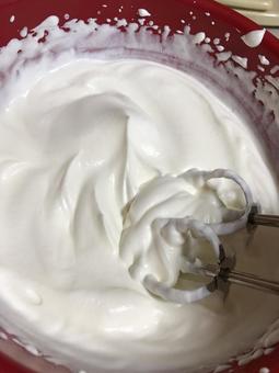 Fresh cream froth 3 Fresh cream froth 3