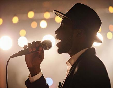男性ボーカルの写真
