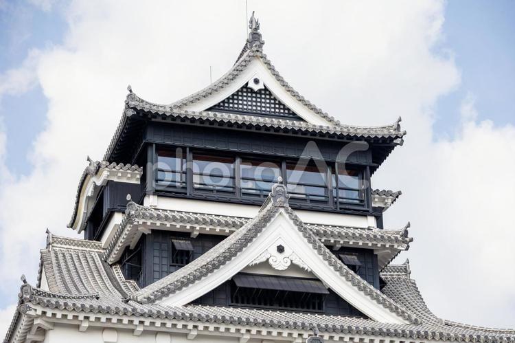 秋晴れの青空と熊本城天守閣 熊本城,天守閣,本丸の写真素材