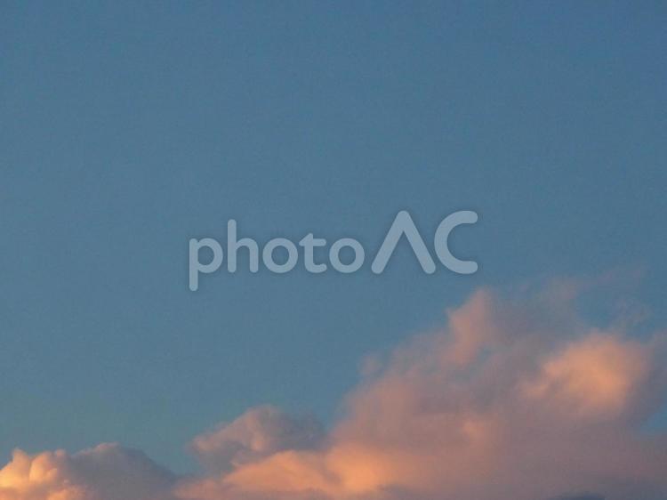 夕暮れの空 夕暮れ,空,ピンクの写真素材