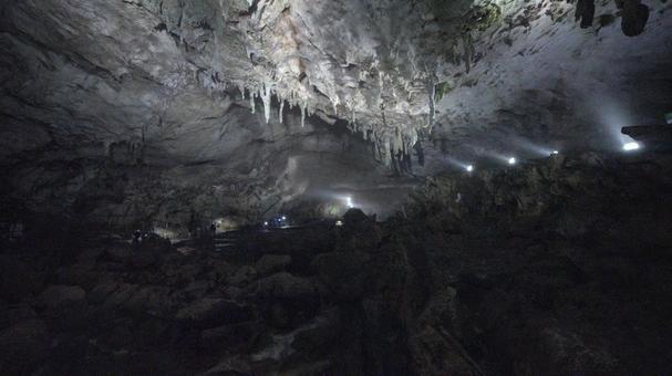 洞窟のつらら 洞窟のつららの写真