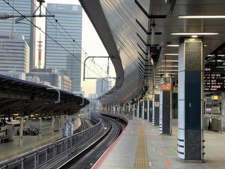 東京駅2025:東北新幹線ホームと線路 東京駅2025:東北新幹線ホームと線路 東京,駅,東北の写真素材