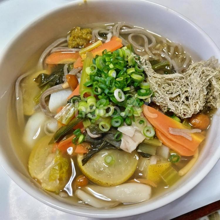 すだちのお蕎麦～野菜きのこ 蕎麦,おそば,麺類の写真素材