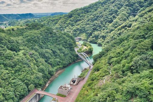 宮ケ瀬ダムからの遠景 宮ケ瀬ダムからの遠景の写真