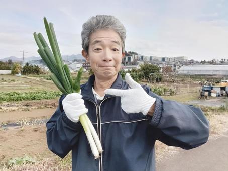 兼業農家のシニア男性 シニア,シニア男性,50代の写真素材