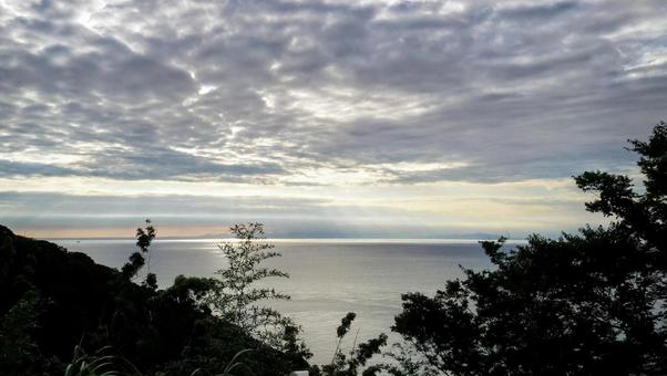 空と海と雲と光 空と海と雲と光の写真