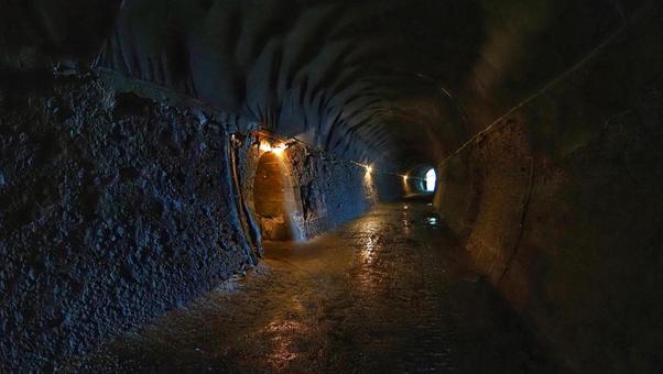 旧国鉄篠ノ井線廃線敷遊歩道 旧国鉄篠ノ井線廃線敷遊歩道の写真