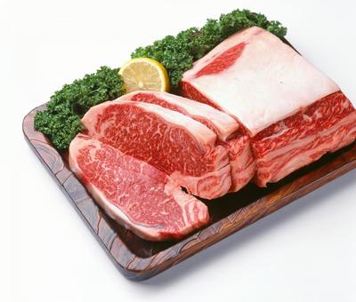 最高級の牛ブロック肉 最高級の牛ブロック肉 サーロイン,ブロック肉,肉塊の写真素材