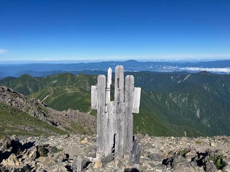赤石岳山頂2 赤石岳山頂2 赤石岳,山頂,標識の写真素材