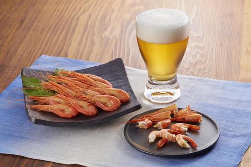 シマエビ 生ビール おつまみセット シマエビ 生ビール おつまみセットの写真