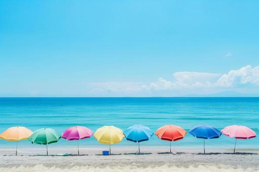 カラフルな夏の海水浴場 カラフルな夏の海水浴場の写真