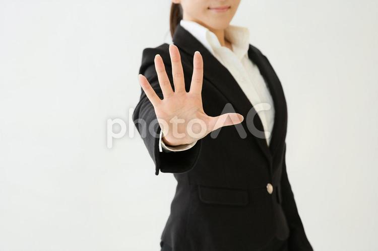 拒否するビジネスウーマン ダメ,禁止,断るの写真素材