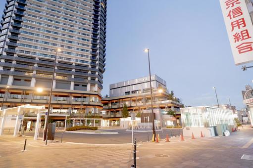 十条駅前の風景 ビル,朝,夕方の写真素材