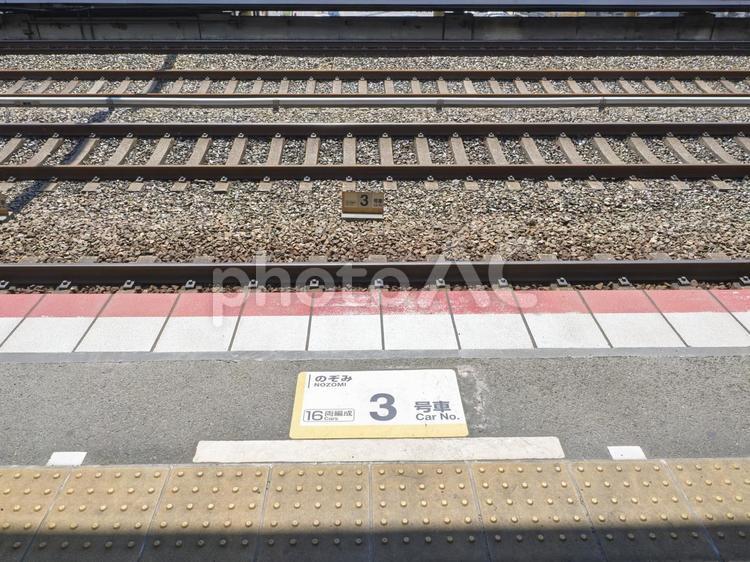 新幹線のホーム 新幹線,ホーム,のぞみの写真素材