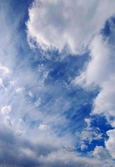 沸き上がる雲と青空 沸き上がる雲と青空の写真