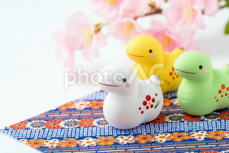 巳年（へびどし）の年賀状素材　干支 巳年,へび年,干支の写真素材