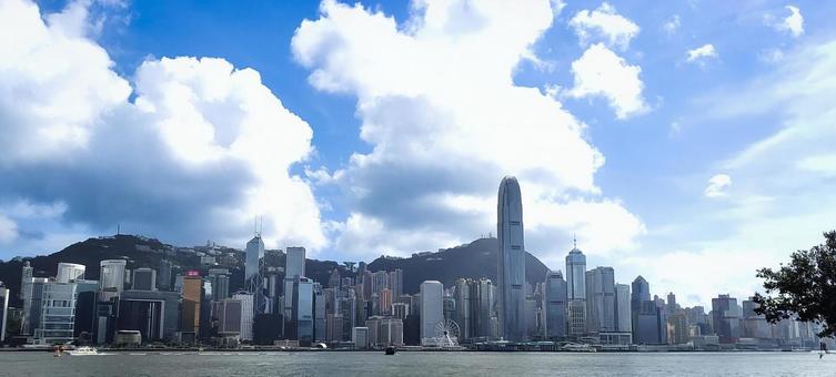 青空に映える香港の高層ビル群 青空に映える香港の高層ビル群 香港,ビクトリアハーバー,高層ビルの写真素材