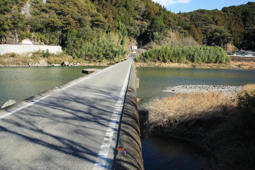 高知県いの町 名越屋沈下橋 高知県いの町 名越屋沈下橋 名越屋沈下橋,沈下橋,橋の写真素材