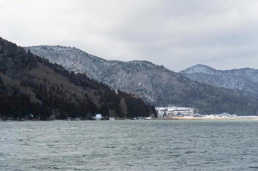 冬の奥琵琶湖 冬の奥琵琶湖 琵琶湖,湖,風景の写真素材
