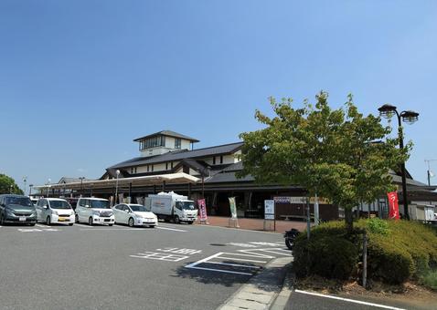 晴れた日の「道の駅しもつま」全景 道の駅しもつま,道の駅,ドライブインの写真素材