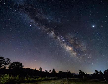 天の川のよく見える星空 天の川のよく見える星空の写真