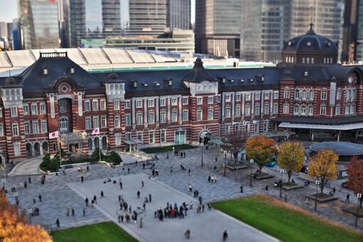 東京駅丸の内駅前広場（ジオラマ風） 東京駅,丸の内駅前広場,レンガ造りの写真素材