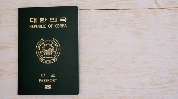 韓国パスポート 韓国パスポート パスポート,旅券,韓国の写真素材