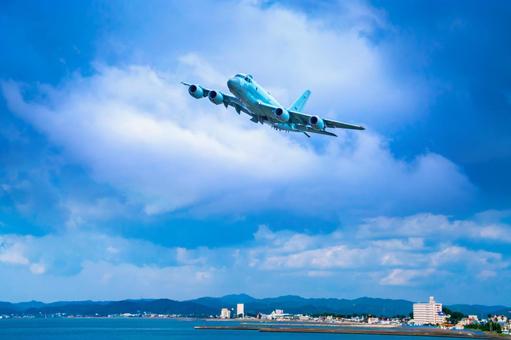 飛行機 航空機,軍用機,海上自衛隊の写真素材