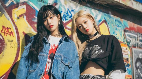 K-POP風グラフィティ女子 K-POP風グラフィティ女子の写真
