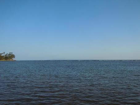マウイ島の海と青空 マウイ島の海と青空 海,青空,ハワイの写真素材