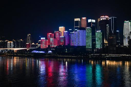 重慶夜景・高層ビルの街並み 重慶,夜景,高層ビルの写真素材