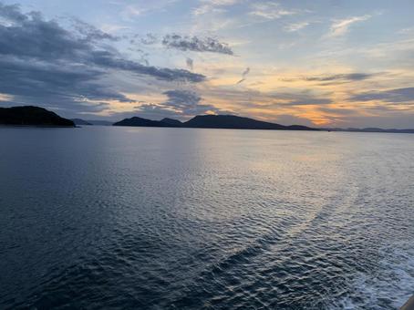 瀬戸内の夕焼け 瀬戸内の夕焼け 海,自然,風景の写真素材