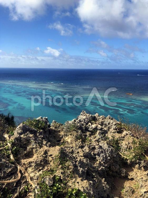 宮古島の海 海,沖縄,宮古島の写真素材