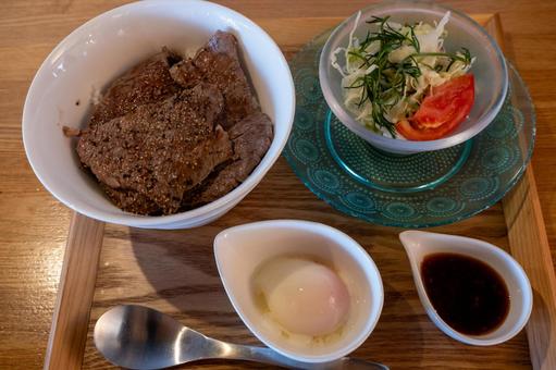 上州牛ロース丼 上州牛ロース丼 上州牛,上州牛ロース丼,牛肉の写真素材