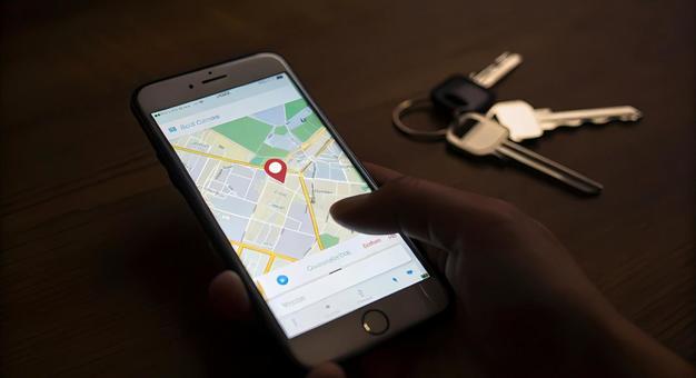 How to use a map app on your smartphone, smartphone, map, application, JPG