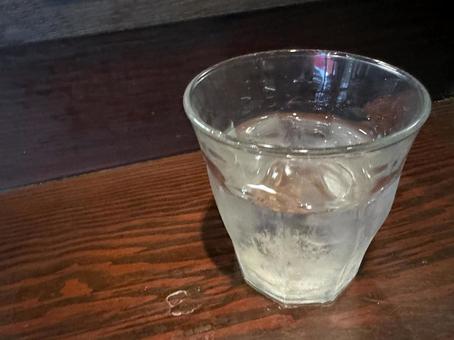 お冷 お冷 水,お冷,ミネラルウォーターの写真素材