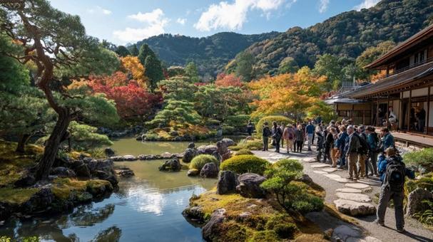 日本庭園と外国人観光客 日本庭園と外国人観光客の写真