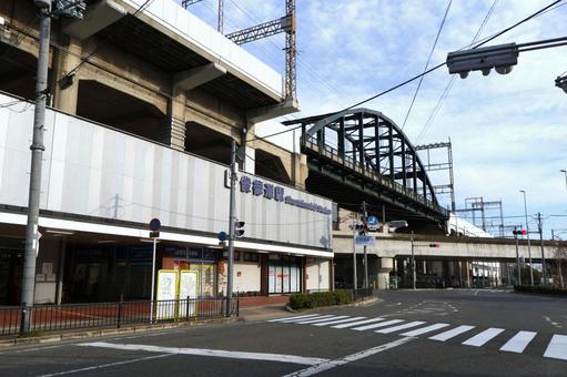 近鉄俊徳道駅　駅舎外観　鉄道駅・駅前 近鉄俊徳道駅,俊徳道駅,俊徳道の写真素材