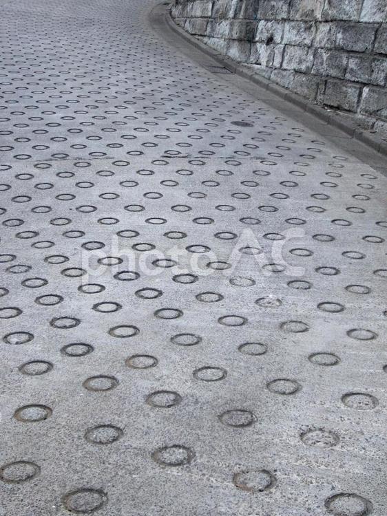 Oリング模様の坂道 コンクリート,道,テクスチャの写真素材