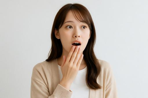 驚く女性リアクション素材 驚く女性リアクション素材の写真