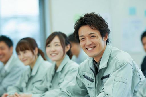 作業服で打ち合わせ-8 作業服で打ち合わせ-8の写真