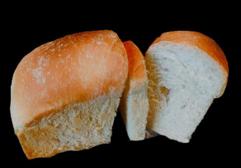 天然酵母 ミニ食パン 焼き立て 黒背景 天然酵母,黒背景,食パンの写真素材