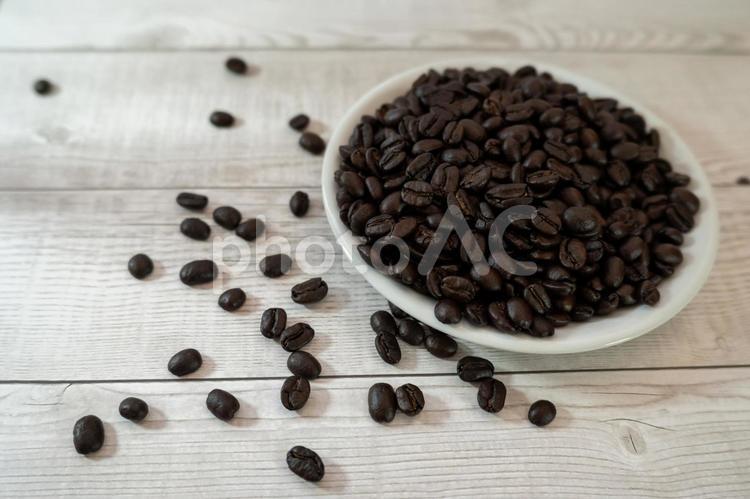焙煎したコーヒー豆 珈琲豆,コーヒー,豆の写真素材